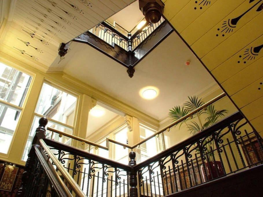Boutique City Centre Flat By City Superhost Manchester Exterior photo